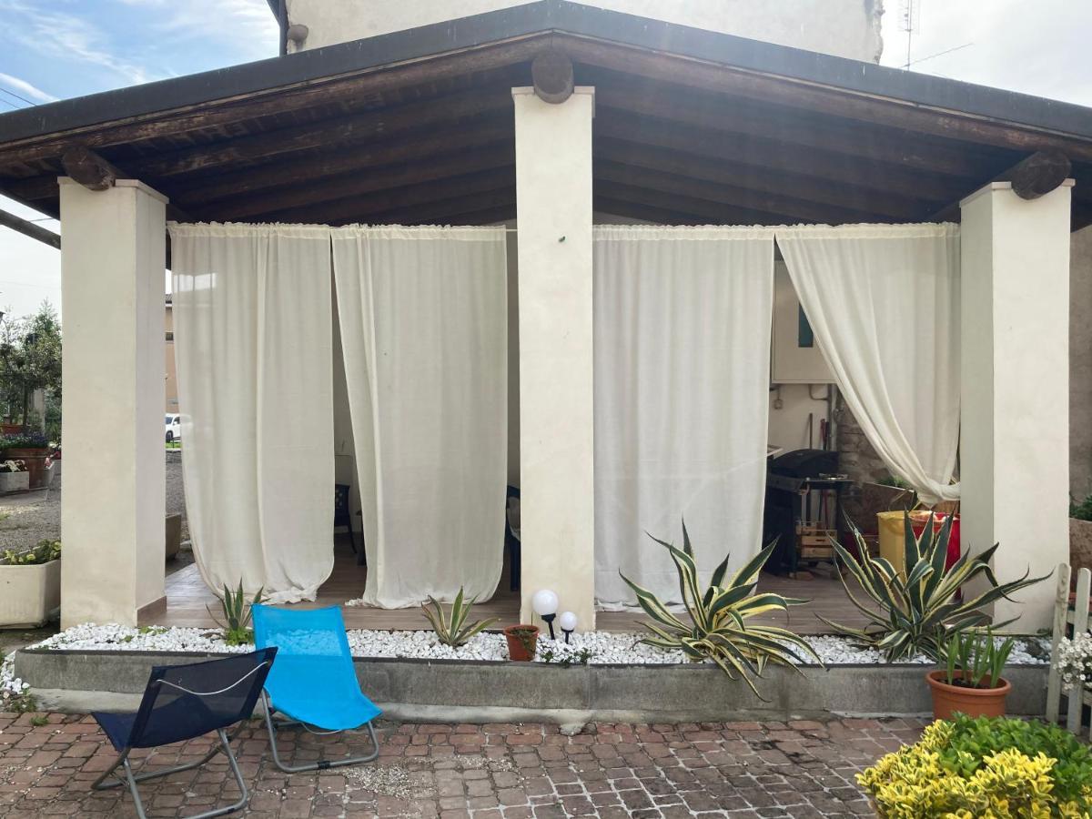 Casapiedicastello Apartment Castelnuovo del Garda Exterior foto